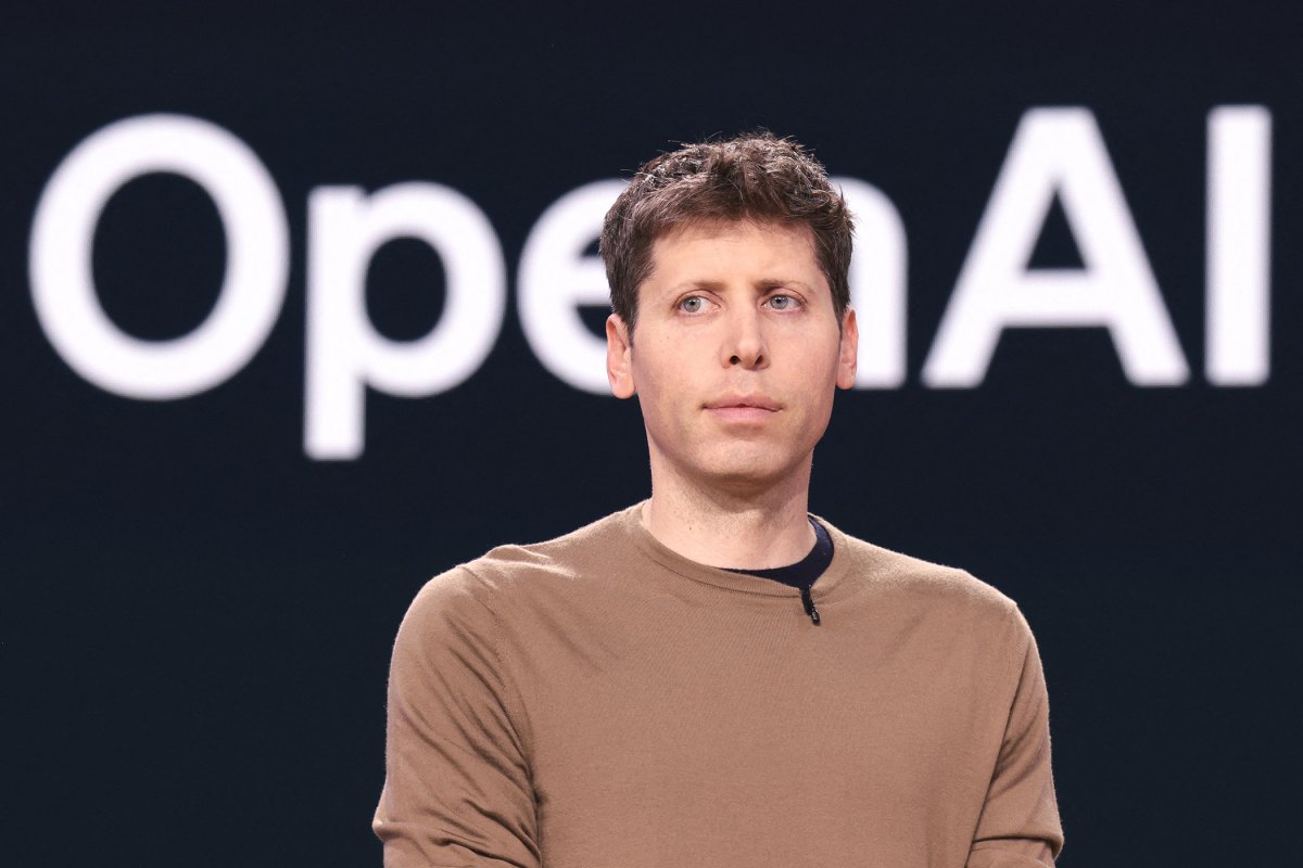 Stanford AI Index Raporu: Yapay Zeka Uzmanları ve Toplum Arasındaki Uçurum Büyüyor