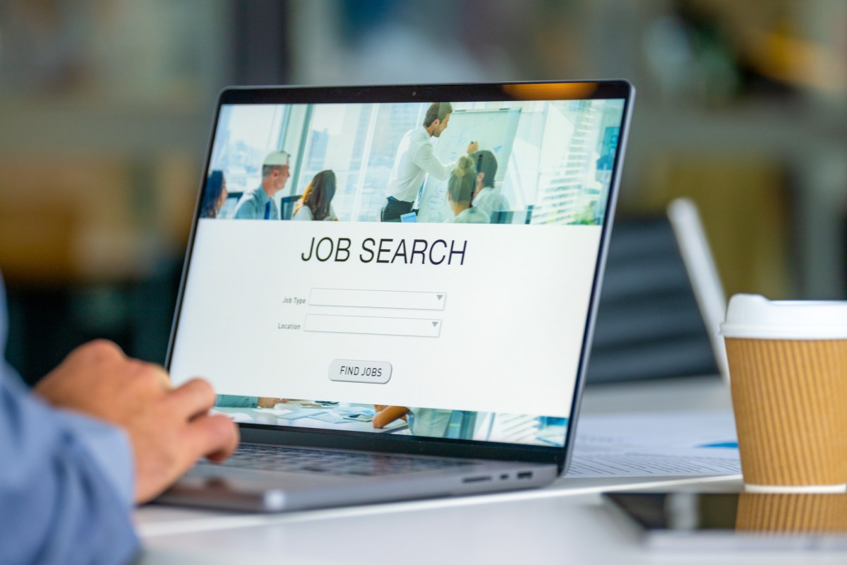 İşe Alımlardaki Düşüşün Sorumlusu Yapay Zeka mı? LinkedIn Verileri Ne Diyor?
