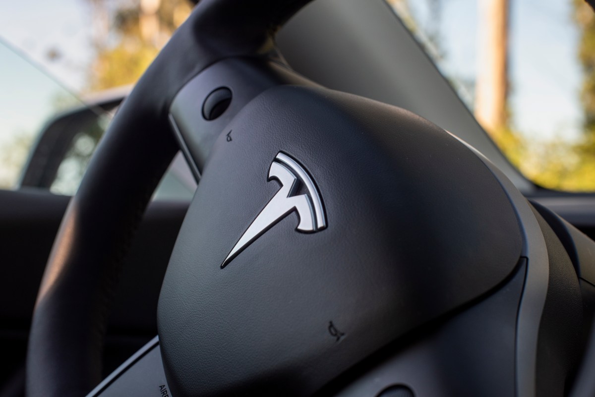 Tesla'nın Otonom Sürüş Teknolojisi Avrupa Yollarında: Yeni Dönem Başlıyor