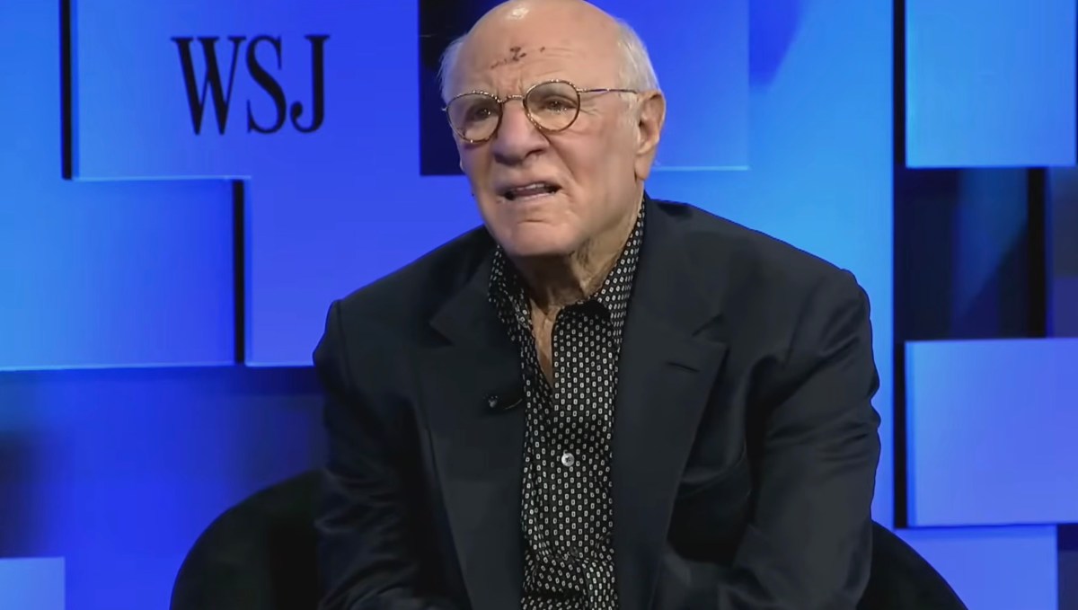 AGI Çağı Yaklaşırken: Barry Diller'dan Yapay Zeka ve Güven Üzerine Çarpıcı Uyarılar