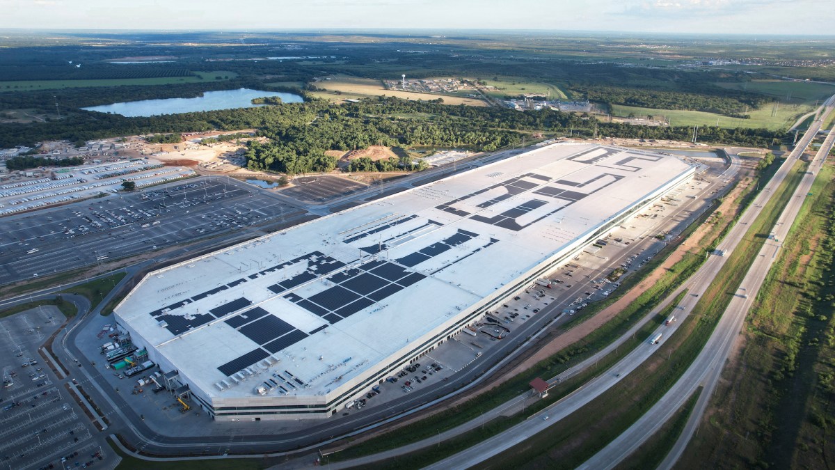 Tesla’nın Texas Fabrikasında Büyük Küçülme: İş Gücü %22 Azaldı