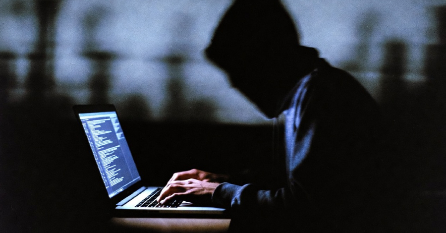 ASP.NET Geliştiricilerini Hedef Alan Kötü Amaçlı NuGet Paketleri: Veri Hırsızlığı ve Kalıcı Arka Kapılar