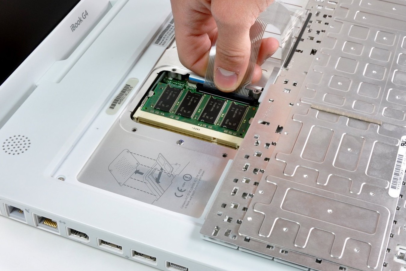 Apple Dizüstü Bilgisayarlarının Geçmişteki Onarılabilirlik Odaklı Tasarım Prensipleri