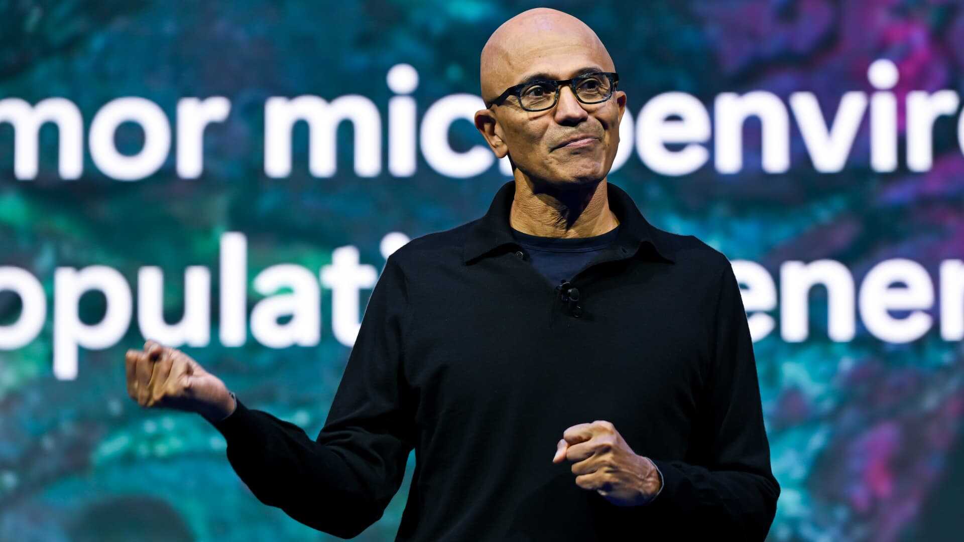 Microsoft CEO'su Satya Nadella'nın Anthropic AI Modellerindeki Kısıtlamalara Yönelik Eleştirileri